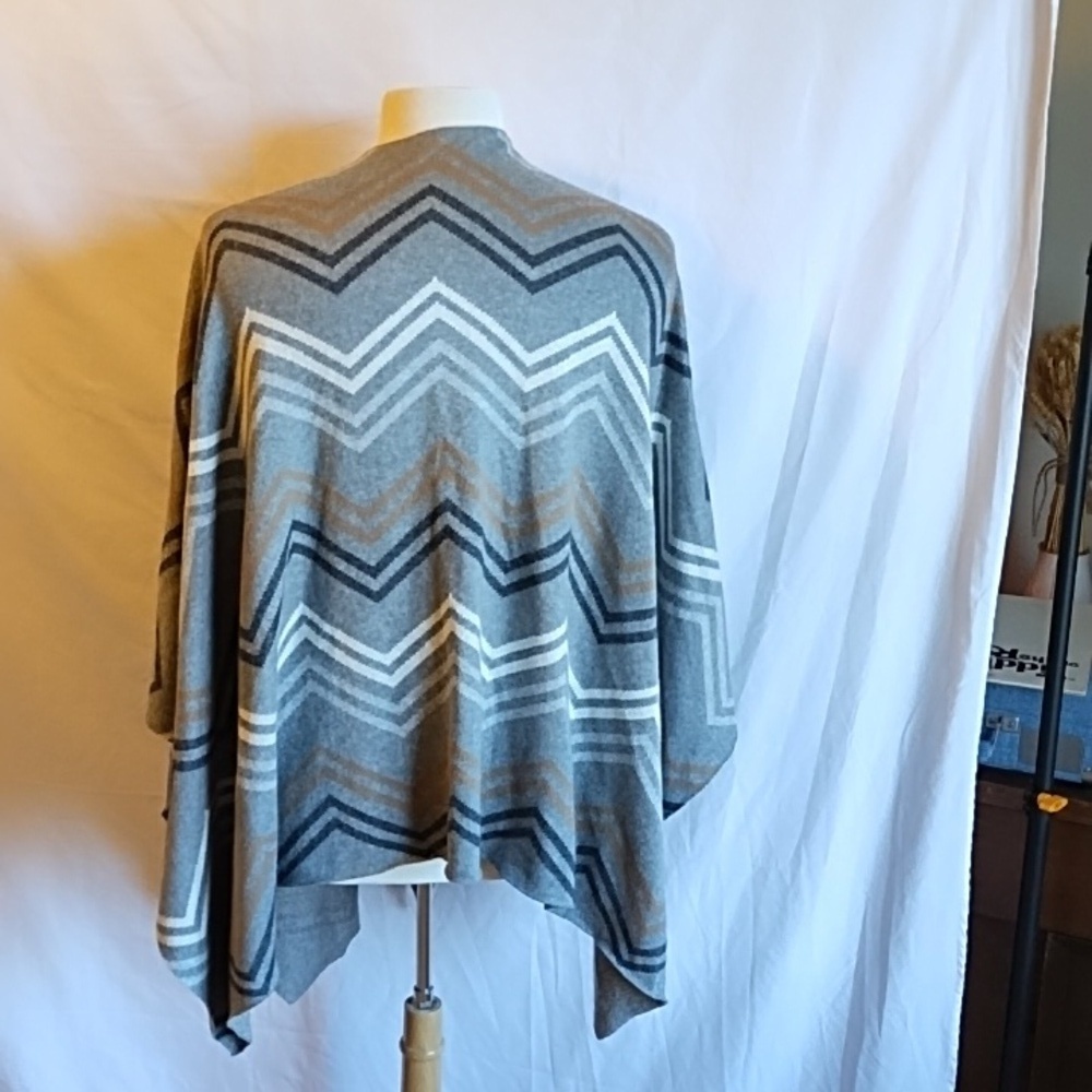 Talbots one size Ruana - Picture 4 of 5